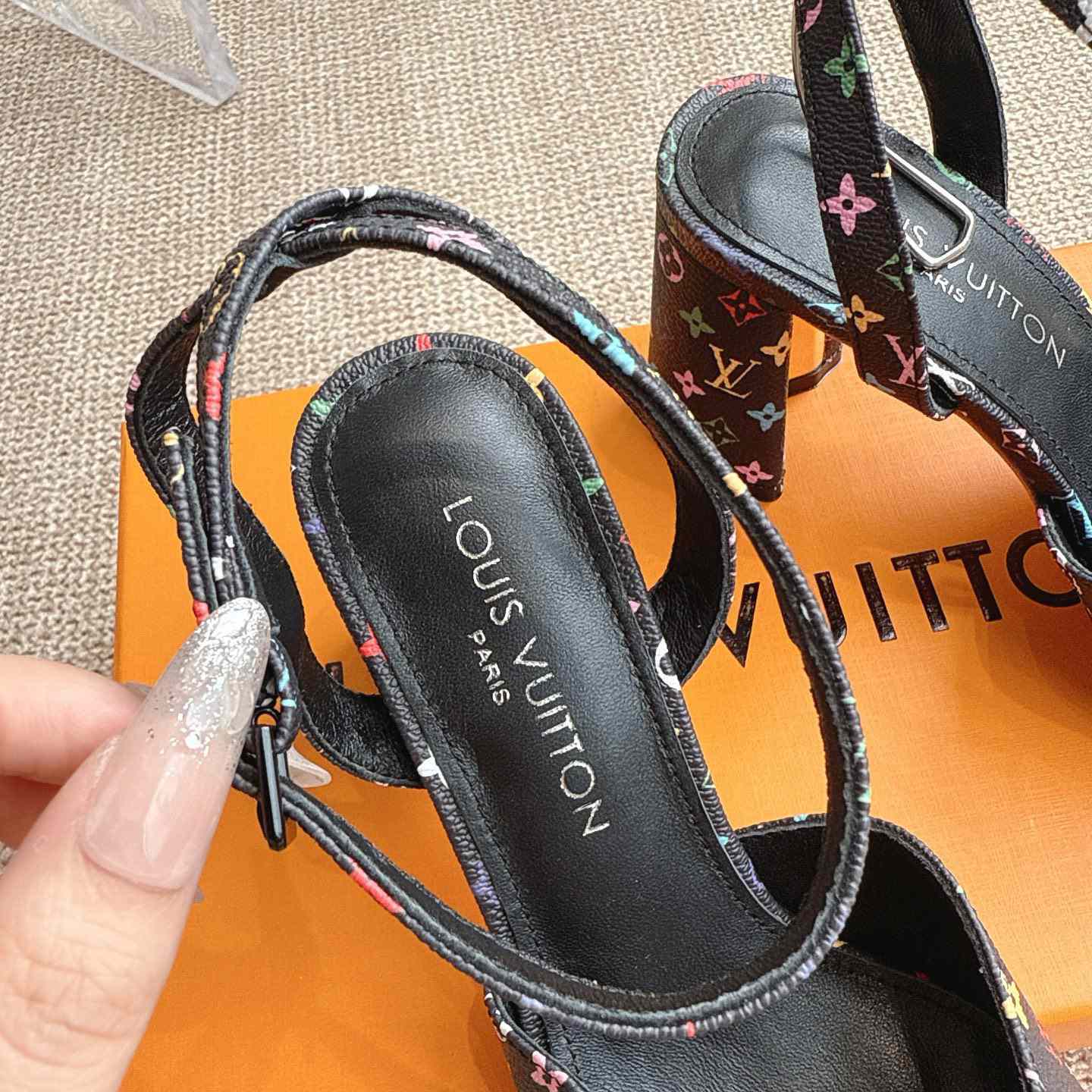 Louis Vuitton LV x TM Sandal - EUR FASHION