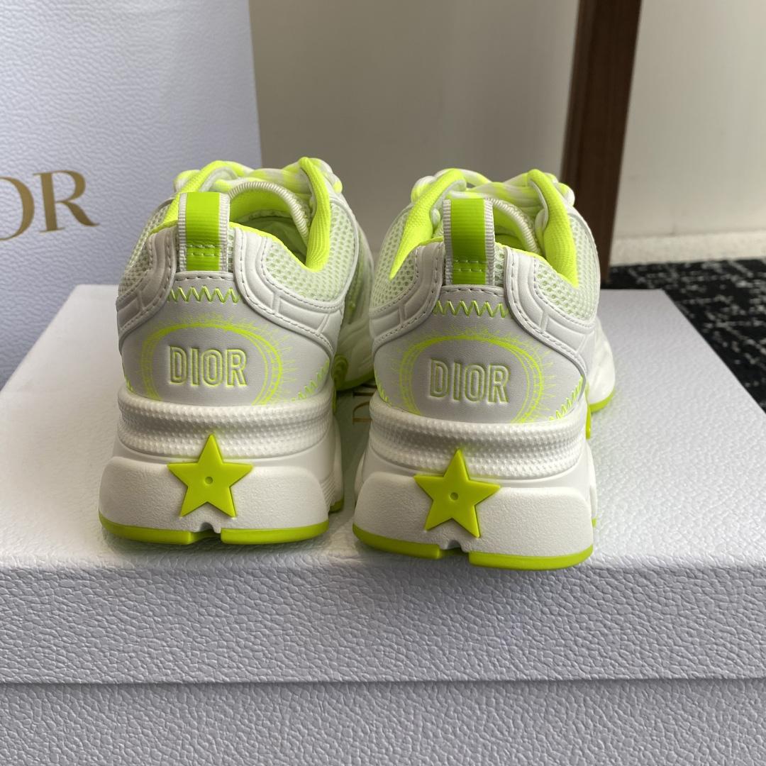 Miss Dior — Dior Chrono Sneaker  - EUR FASHION