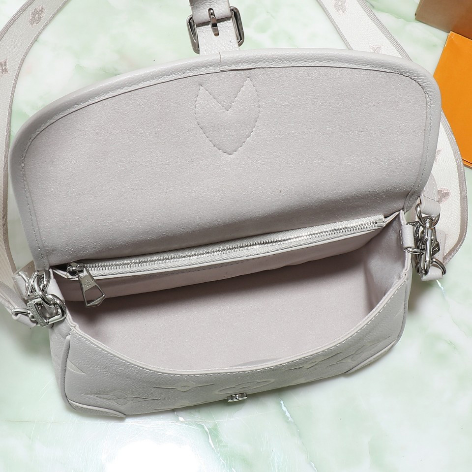 Louis Vuitton Diane   M14214 - EUR FASHION