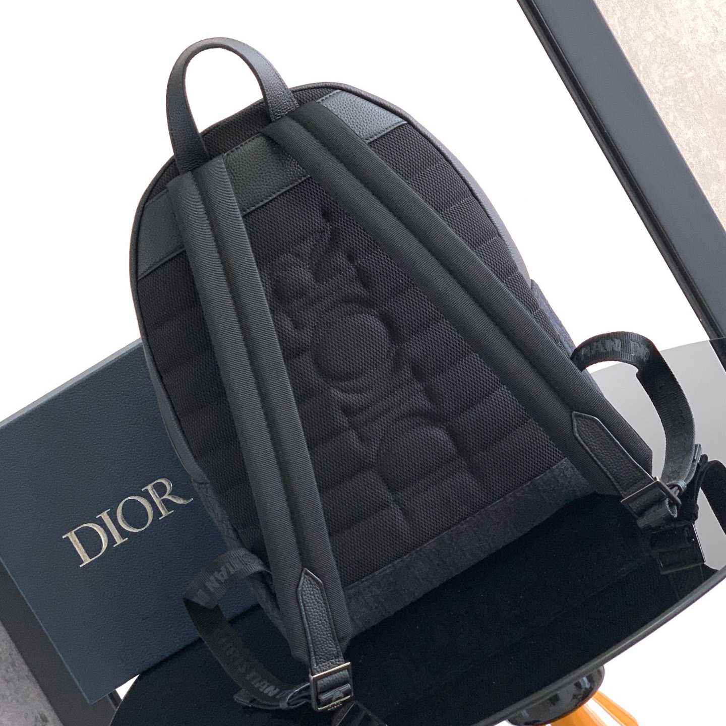 Dior And Kaws Rider 2.0 Zipped Backpack  - EUR FASHION