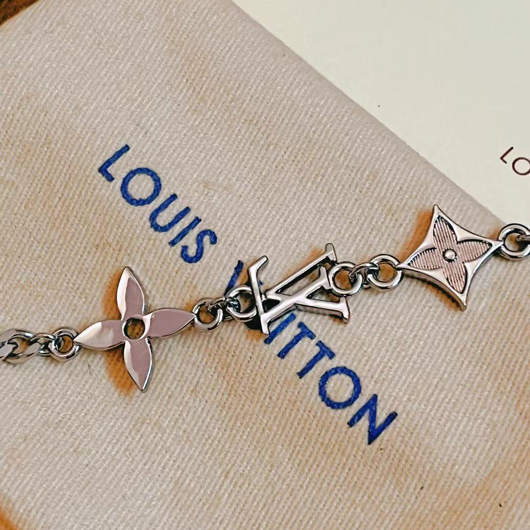 Louis Vuitton Monogram Row Bracelet  M1407A - EUR FASHION