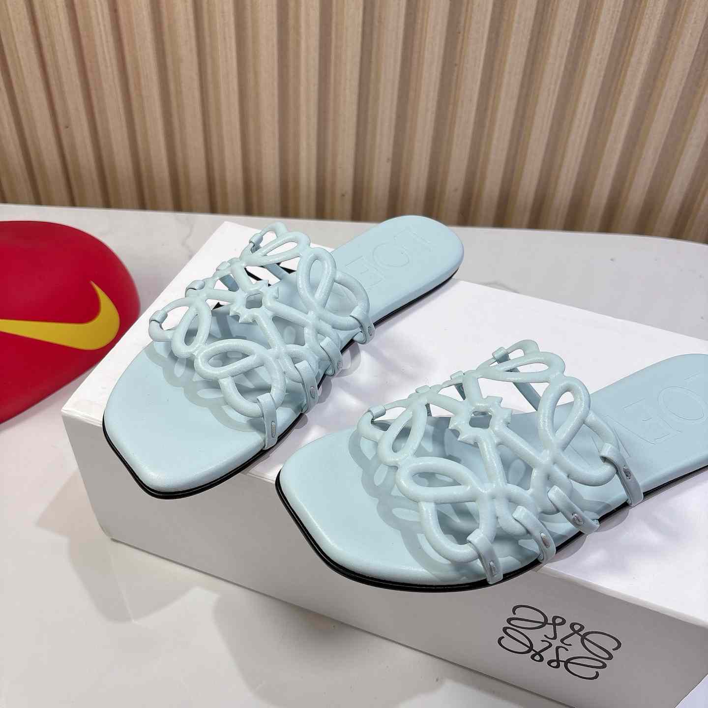 Loewe Petal Anagram Slide In Soft Calfskin  - EUR FASHION