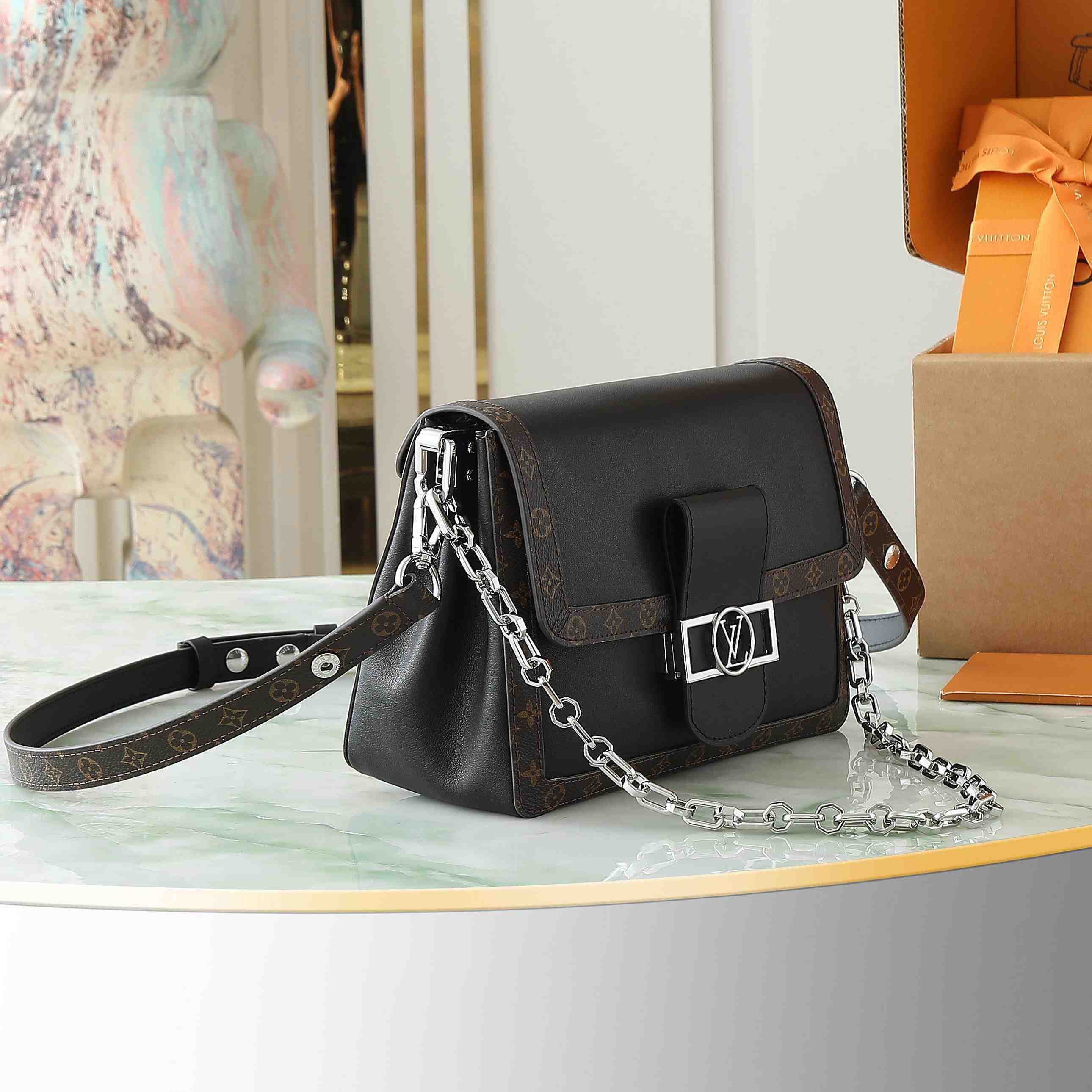 Louis Vuitton Dauphine Soft Vibe MM   M13450 - EUR FASHION