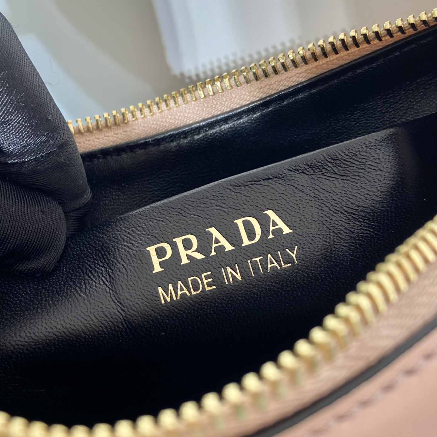 Prada Arqué Small Leather Shoulder Bag - EUR FASHION