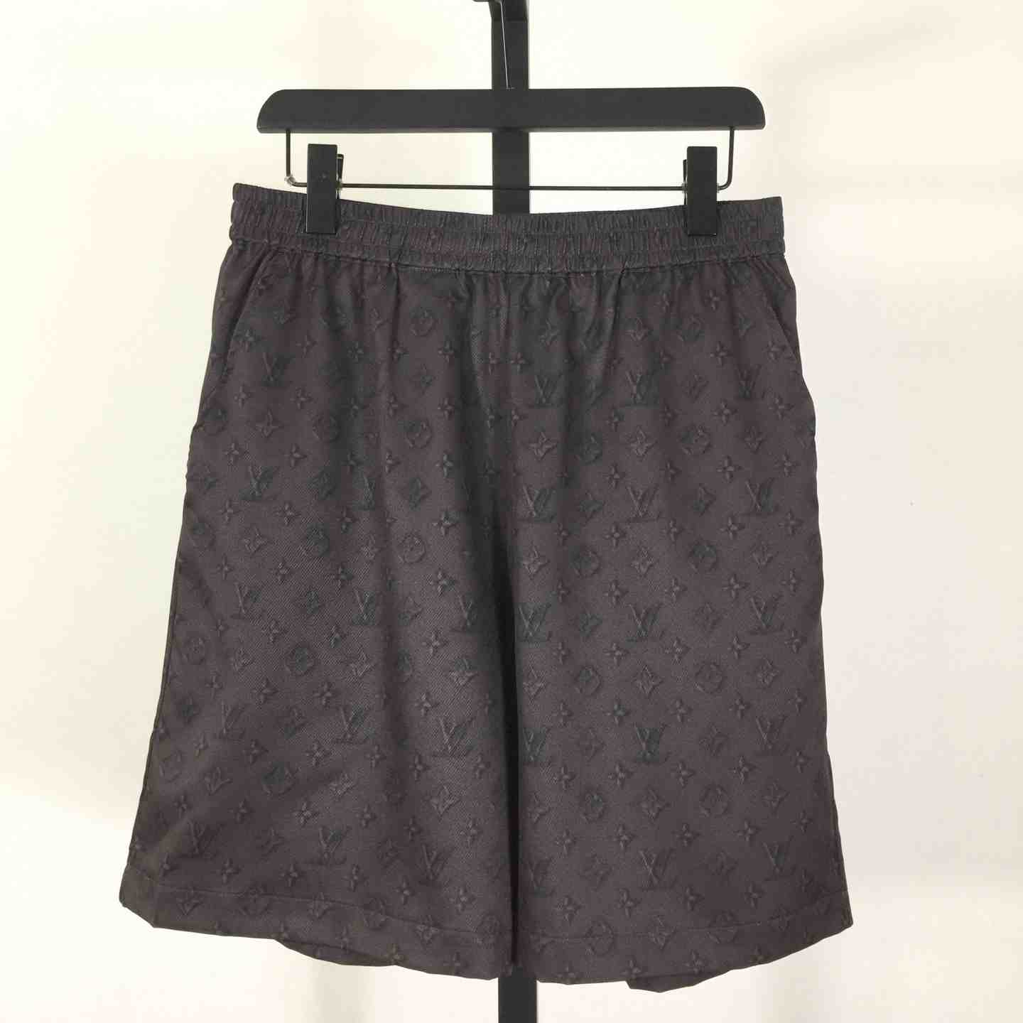 Louis Vuitton Printed Monogram Silk Shorts   1AHCD3 - EUR FASHION