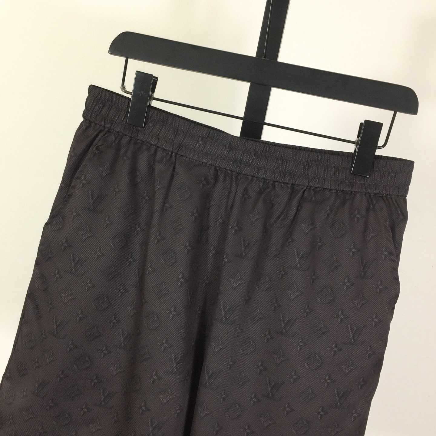 Louis Vuitton Printed Monogram Silk Shorts   1AHCD3 - EUR FASHION