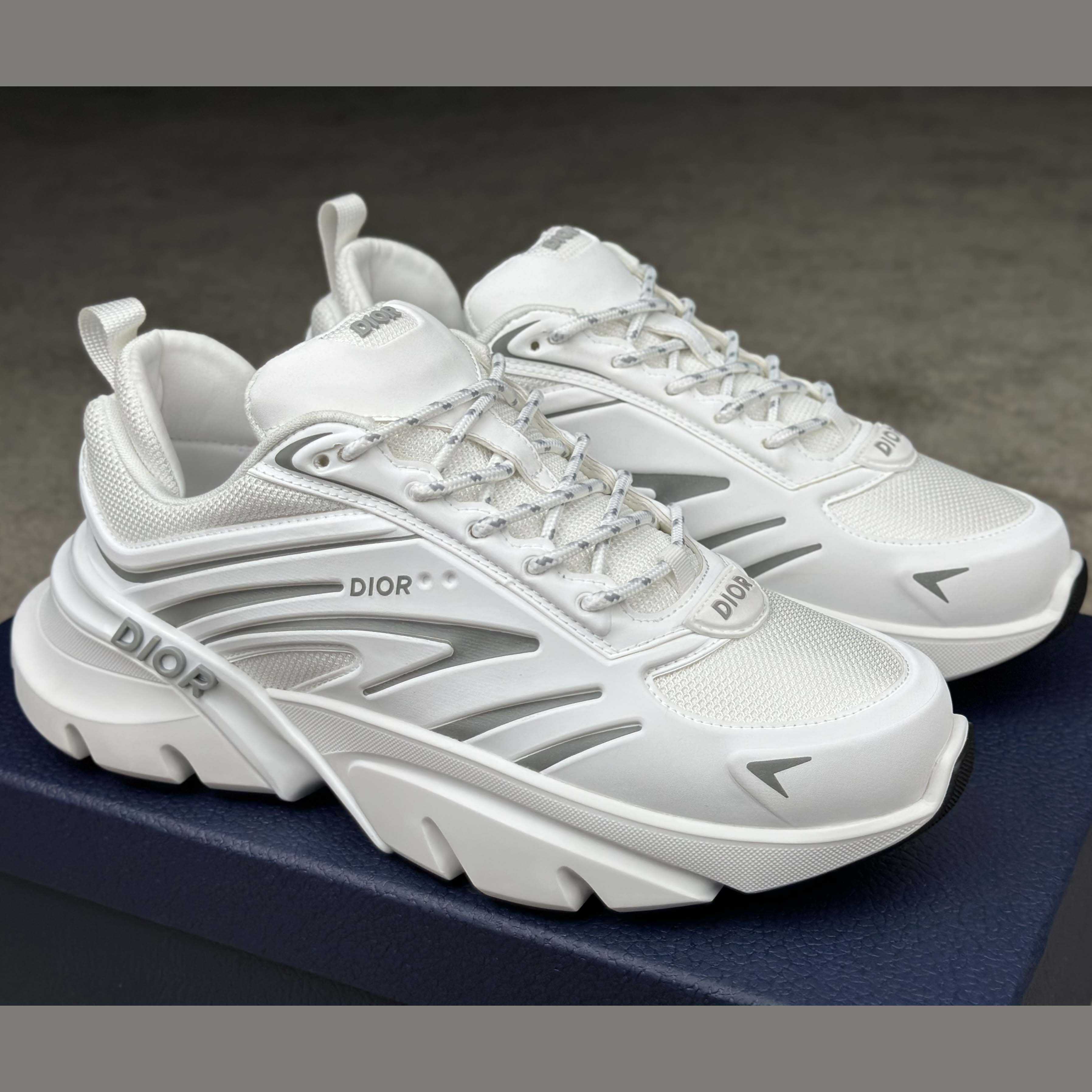 Dior B44 Blade Sneaker  - EUR FASHION