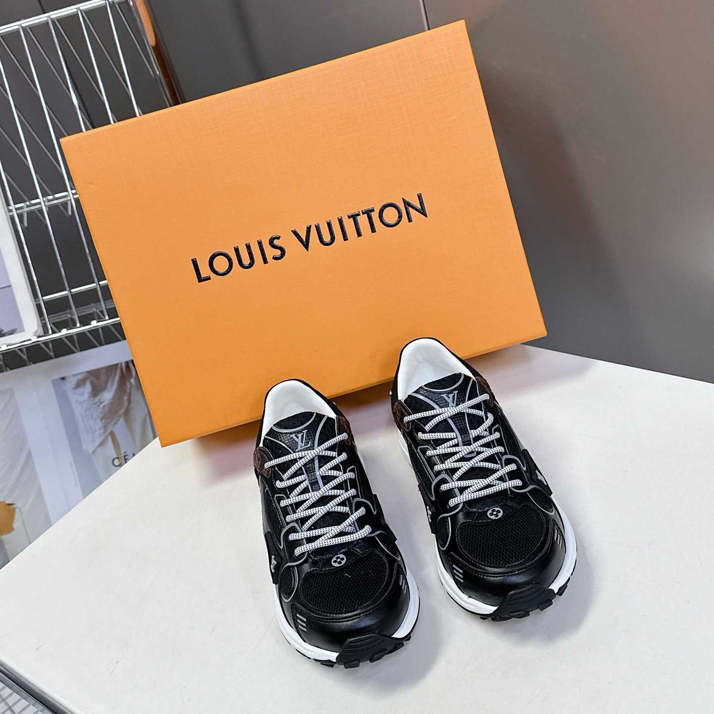 Louis Vuitton LV Olympia Sneaker   1AHOFD - EUR FASHION
