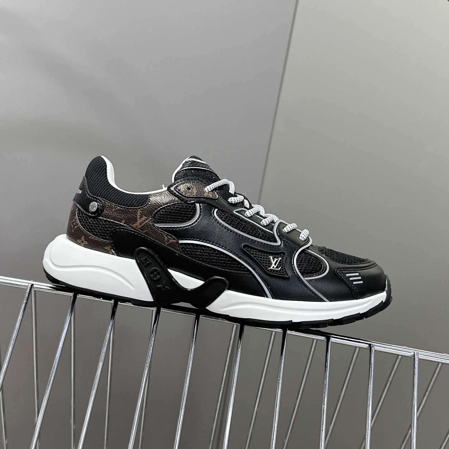 Louis Vuitton LV Olympia Sneaker   1AHOFD - EUR FASHION