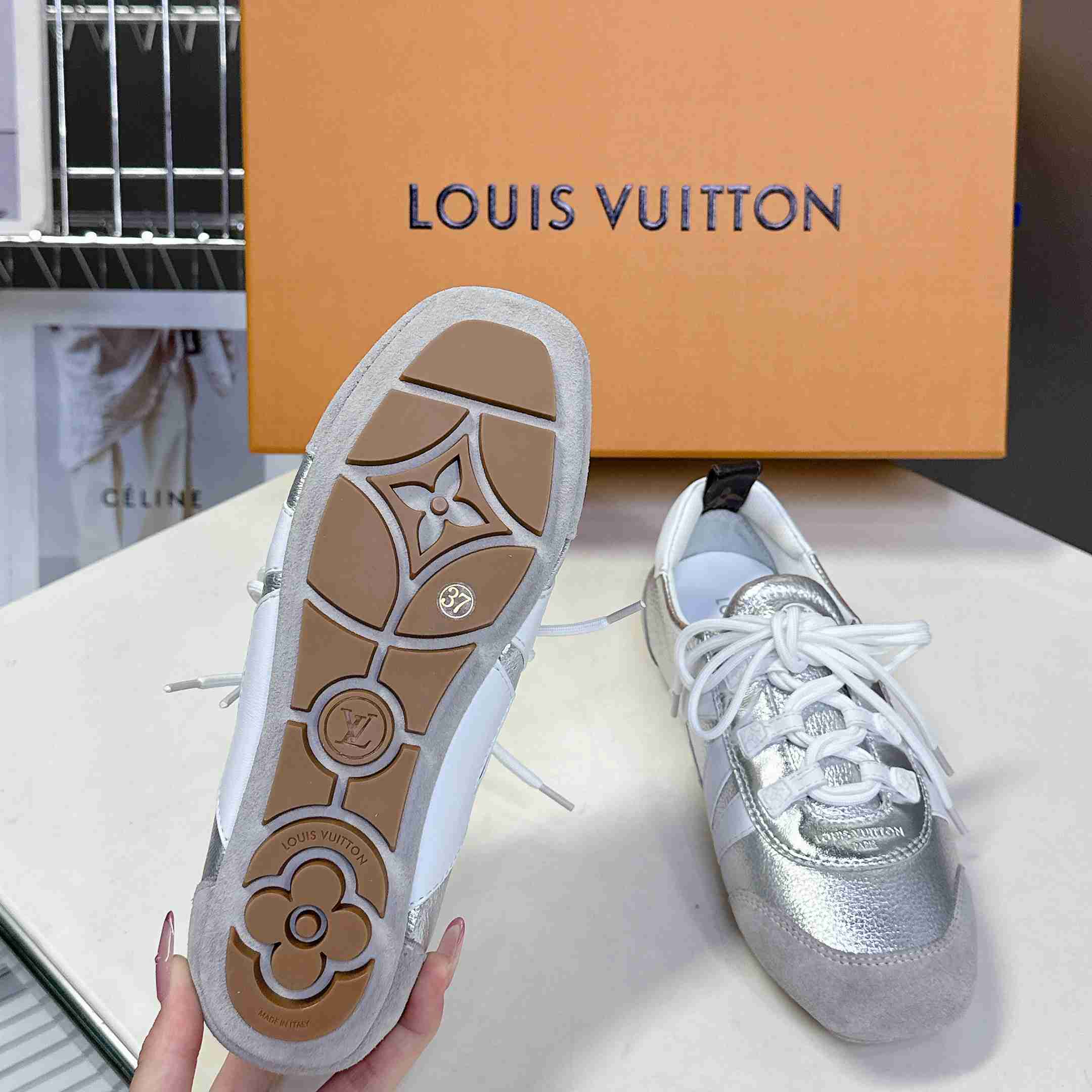 Louis Vuitton LV Sneakerina   1AHOJD - EUR FASHION