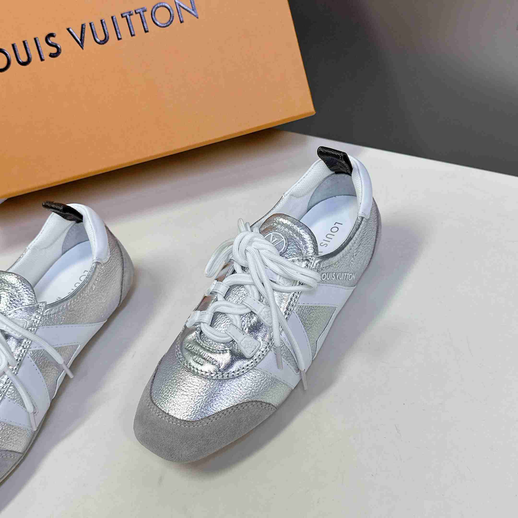 Louis Vuitton LV Sneakerina   1AHOJD - EUR FASHION
