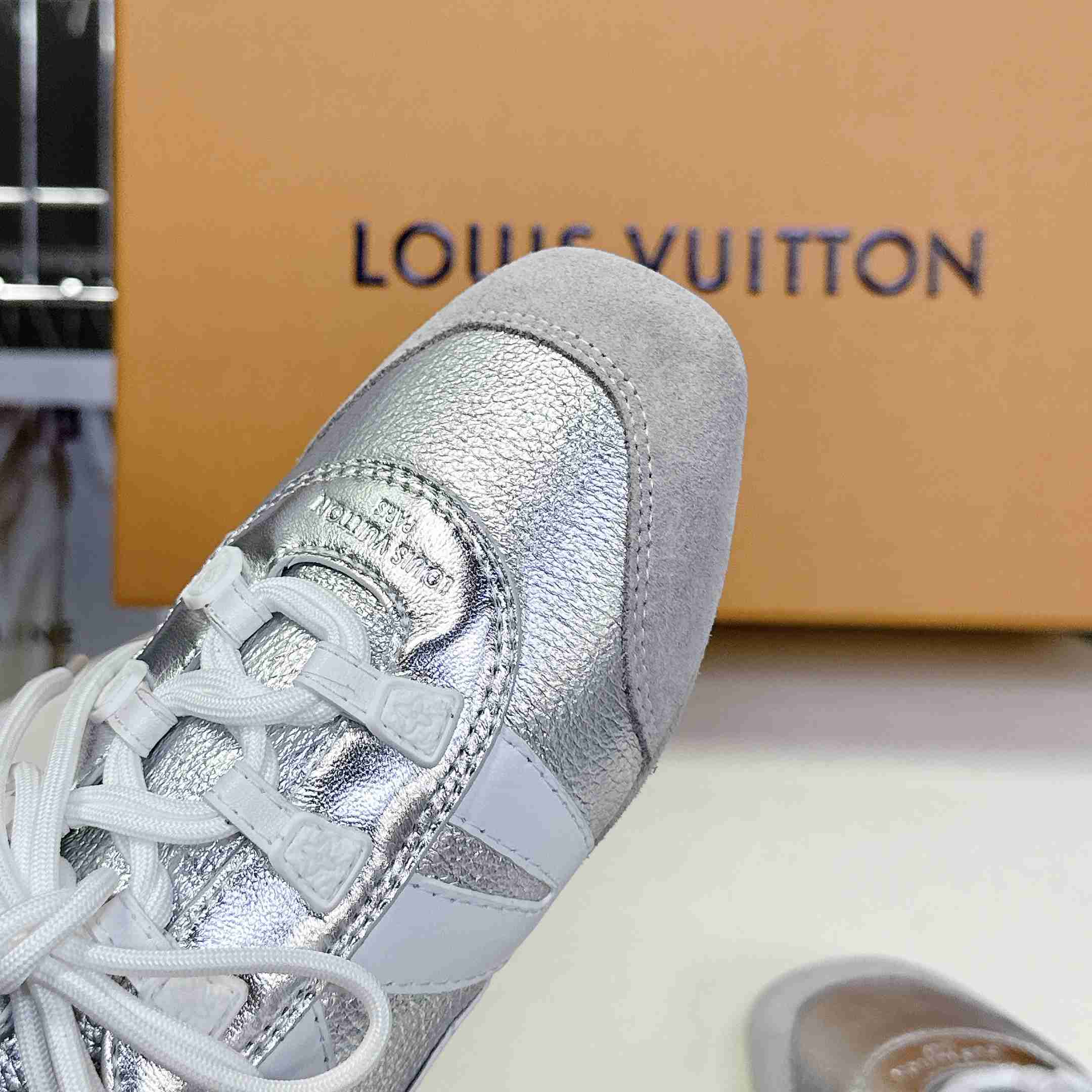 Louis Vuitton LV Sneakerina   1AHOJD - EUR FASHION