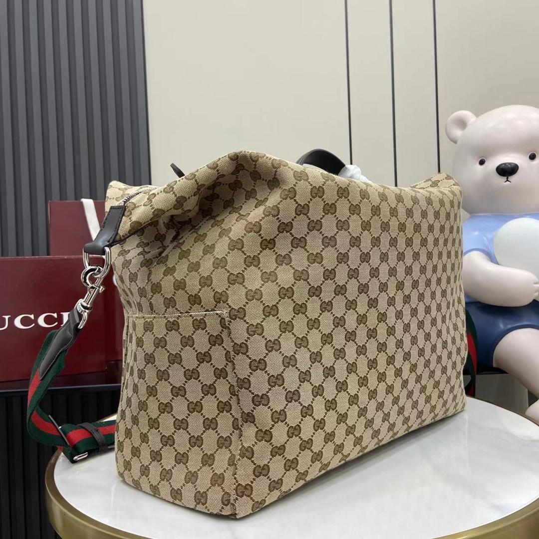 Gucci GG Canvas Medium Duffle Bag - EUR FASHION