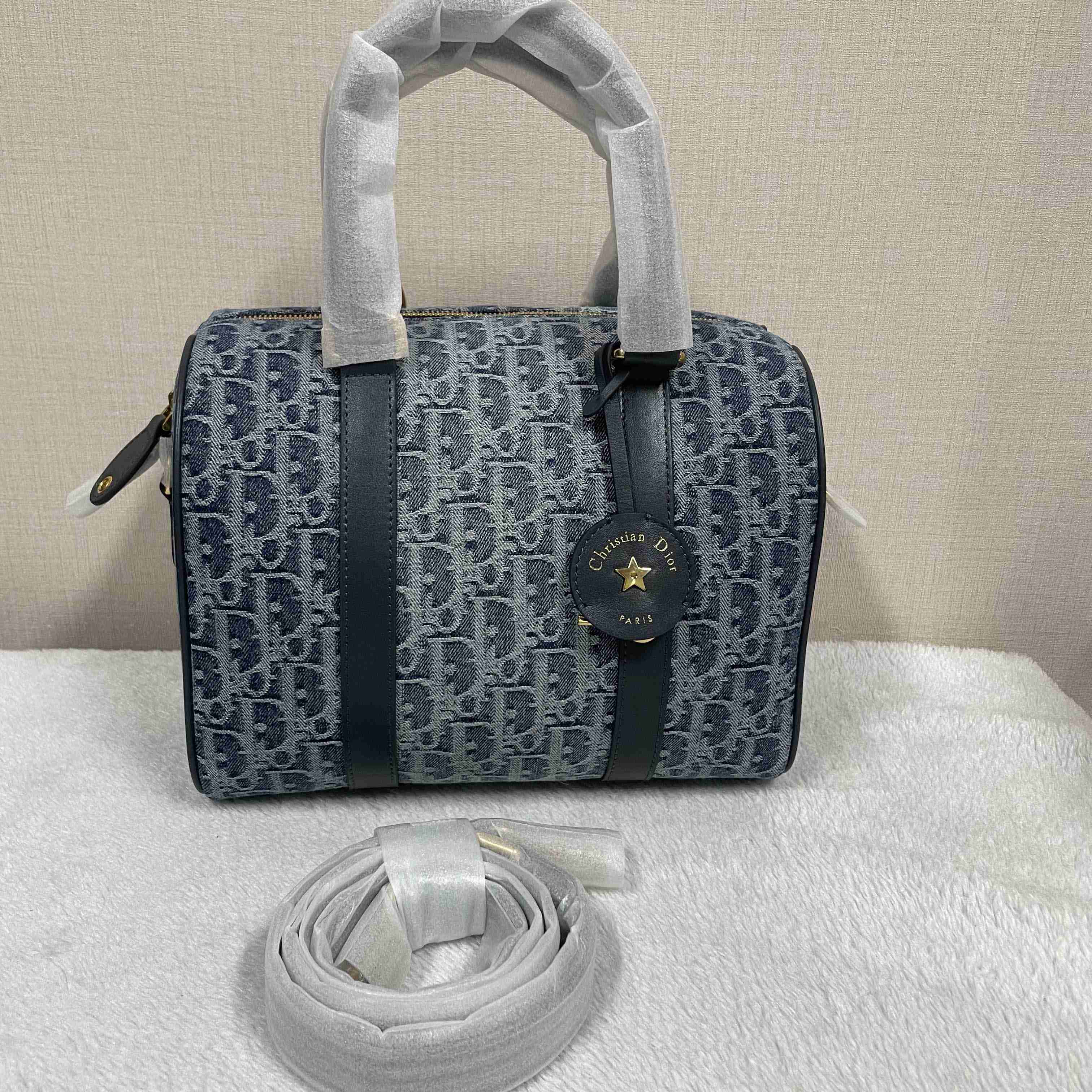 Dior Groove 25 Bag   - EUR FASHION