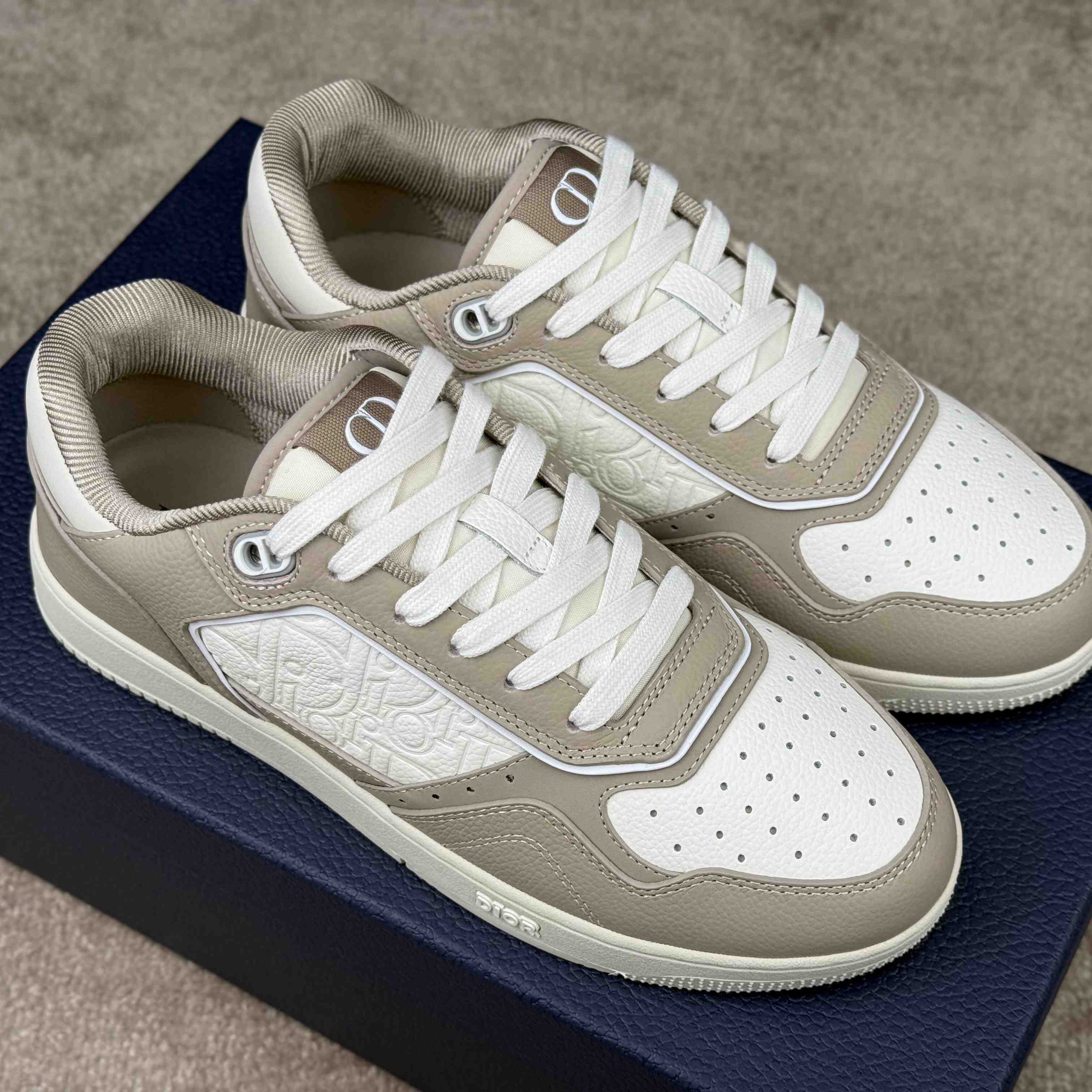 Dior B27 Uptown Low-Top Sneaker  - EUR FASHION
