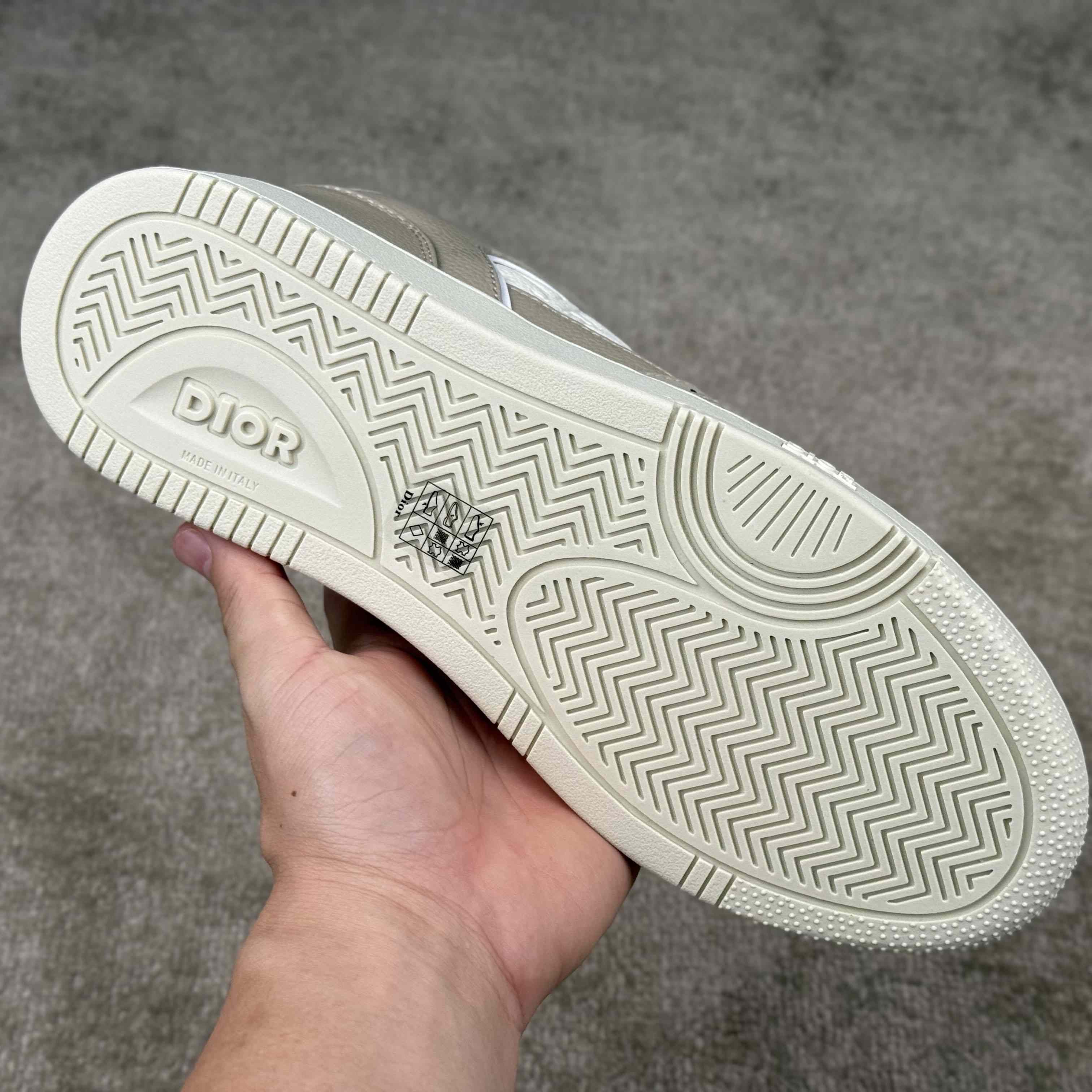 Dior B27 Uptown Low-Top Sneaker  - EUR FASHION