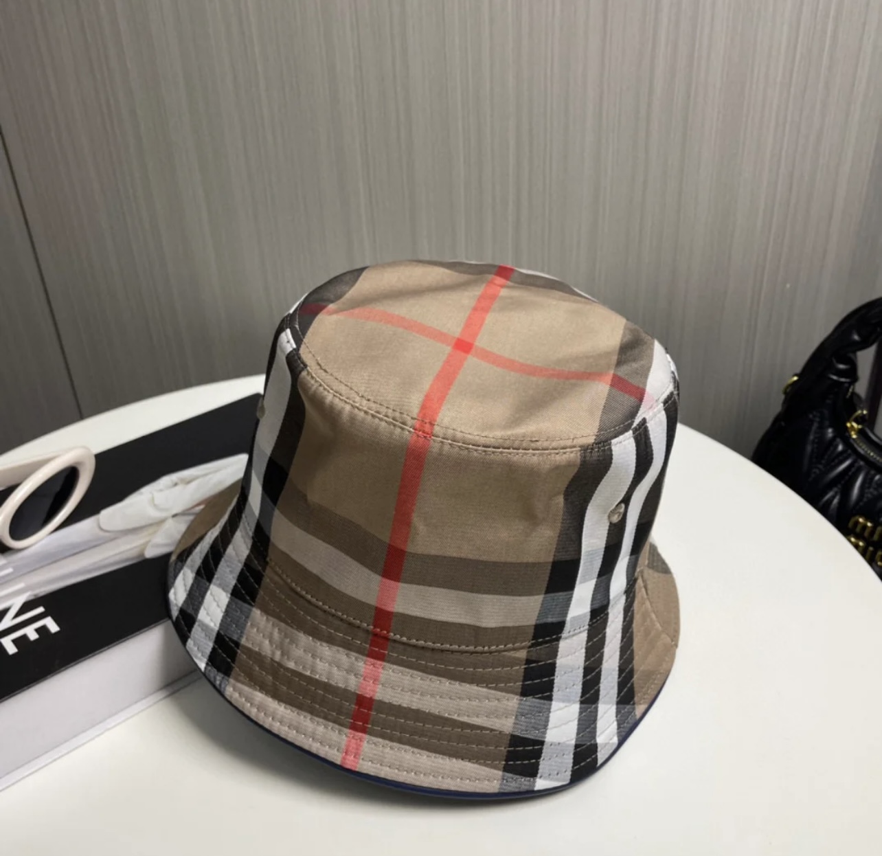 Burberry Bucket Hat - EUR FASHION