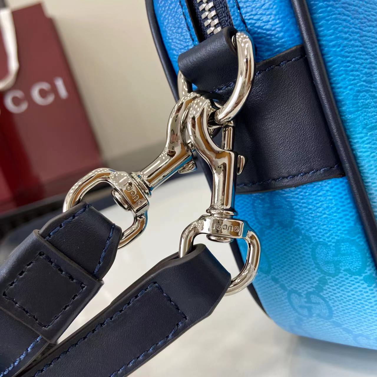 Gucci Chroma Small Crossbody Bag - EUR FASHION