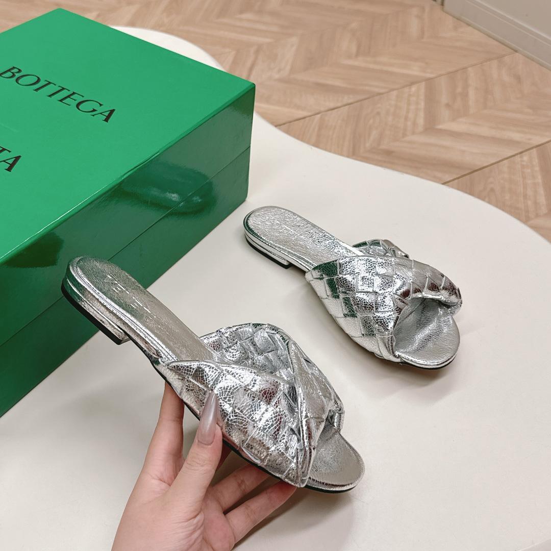 Bottega Veneta Blink Flat Mule - EUR FASHION