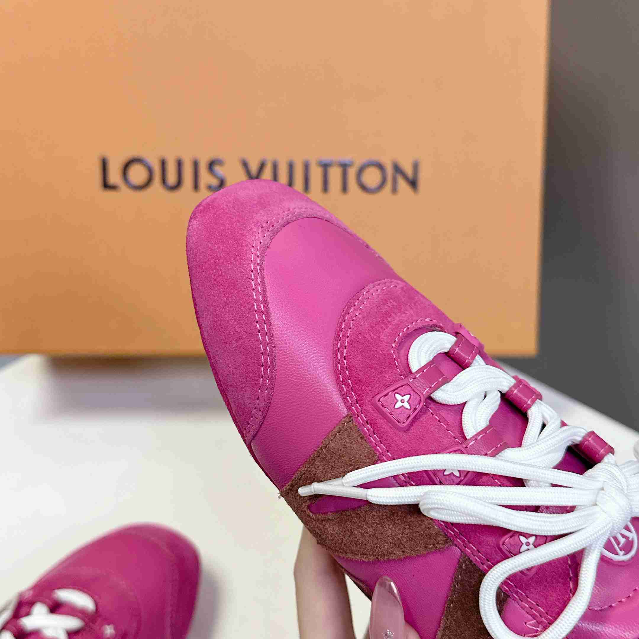 Louis Vuitton LV Sneakerina   1AHNEI - EUR FASHION