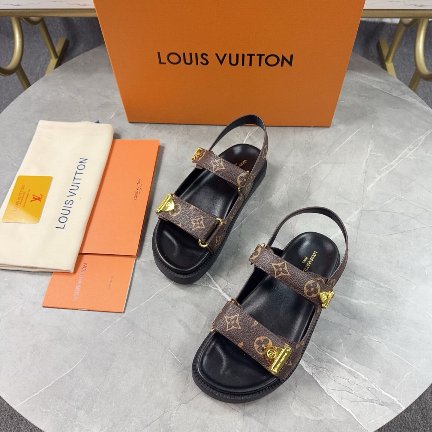 Louis Vuitton LV Sunset Comfort Sandal  1AHNWM - EUR FASHION