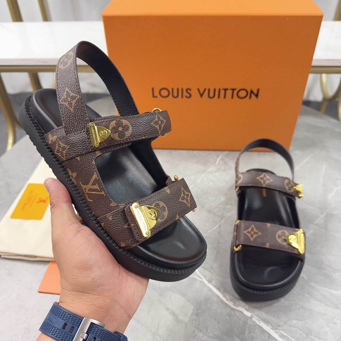 Louis Vuitton LV Sunset Comfort Sandal  1AHNWM - EUR FASHION