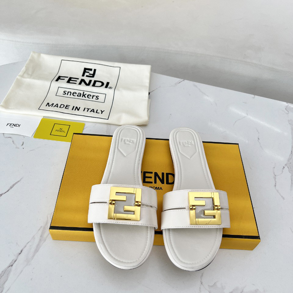 Fendi FFold White Leather Sandals - EUR FASHION