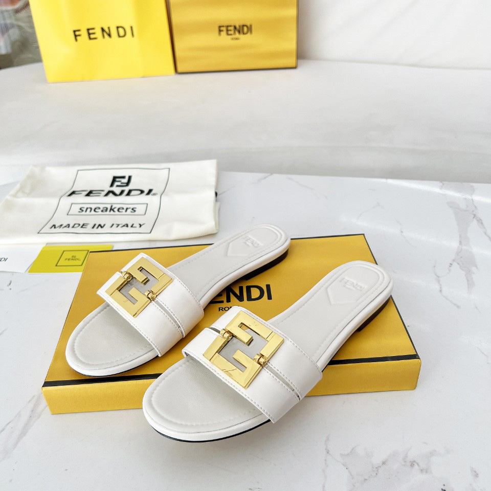 Fendi FFold White Leather Sandals - EUR FASHION