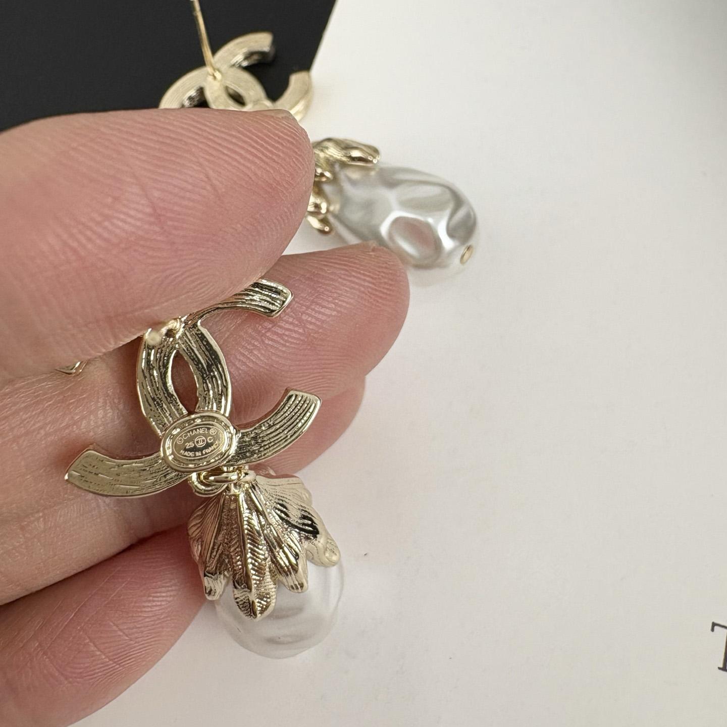Chanel Earrings - EUR FASHION