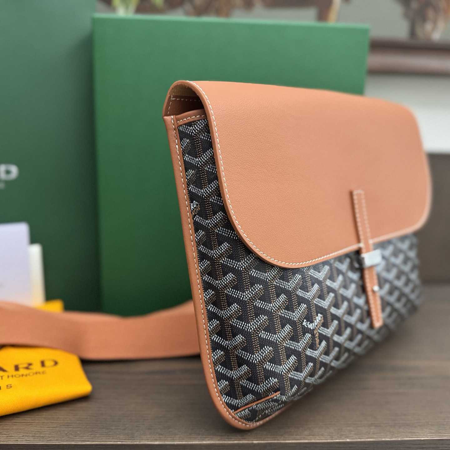 Goyard Coursier Messenger Bag - EUR FASHION