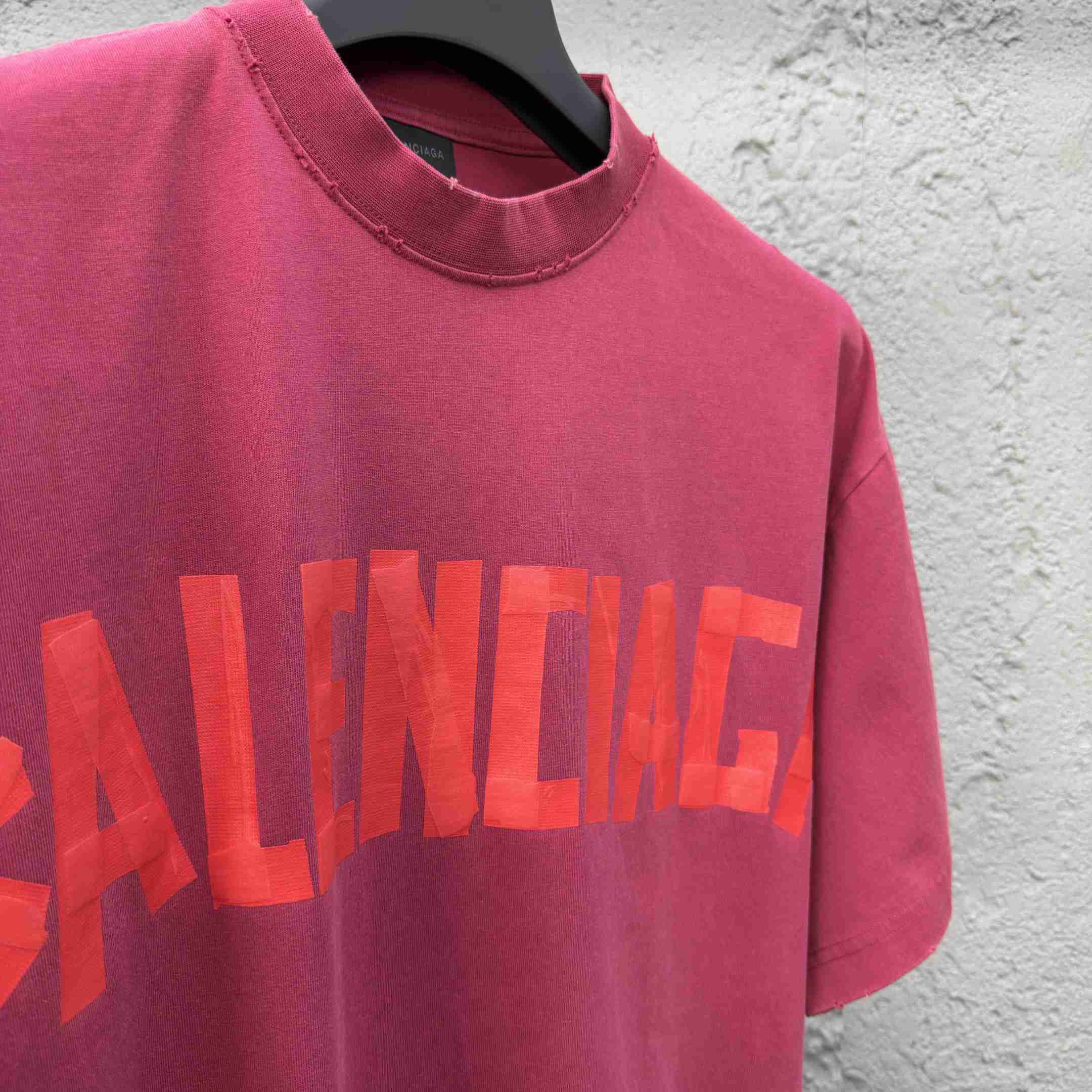 Balenciaga Tape Type T-Shirt Medium Fit In raspberry Dry Jersey - EUR FASHION