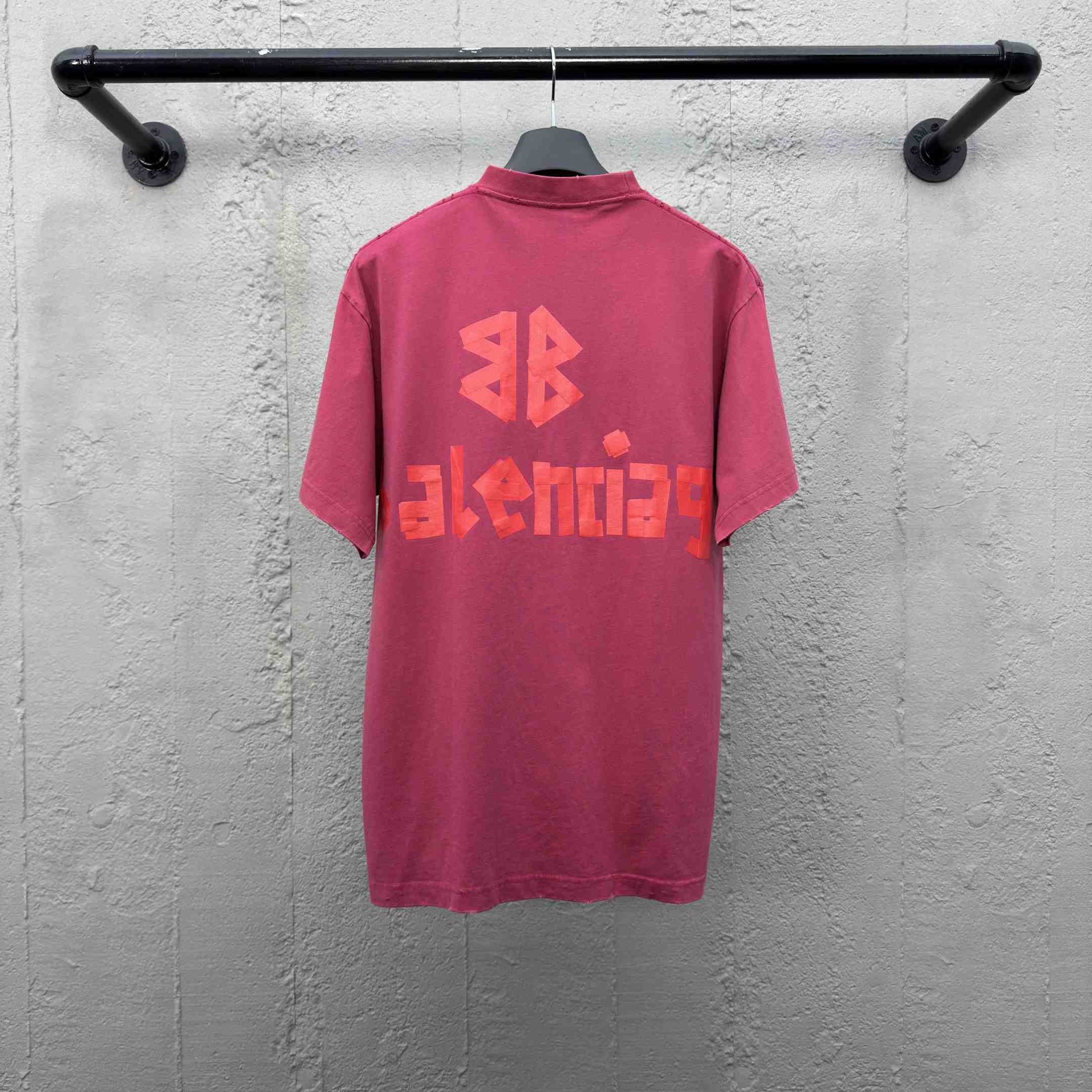Balenciaga Tape Type T-Shirt Medium Fit In raspberry Dry Jersey - EUR FASHION