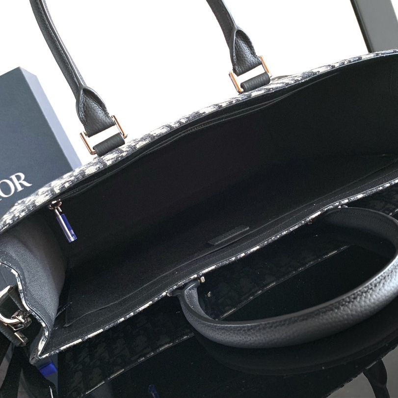 Dior East-West Tote Bag  - EUR FASHION
