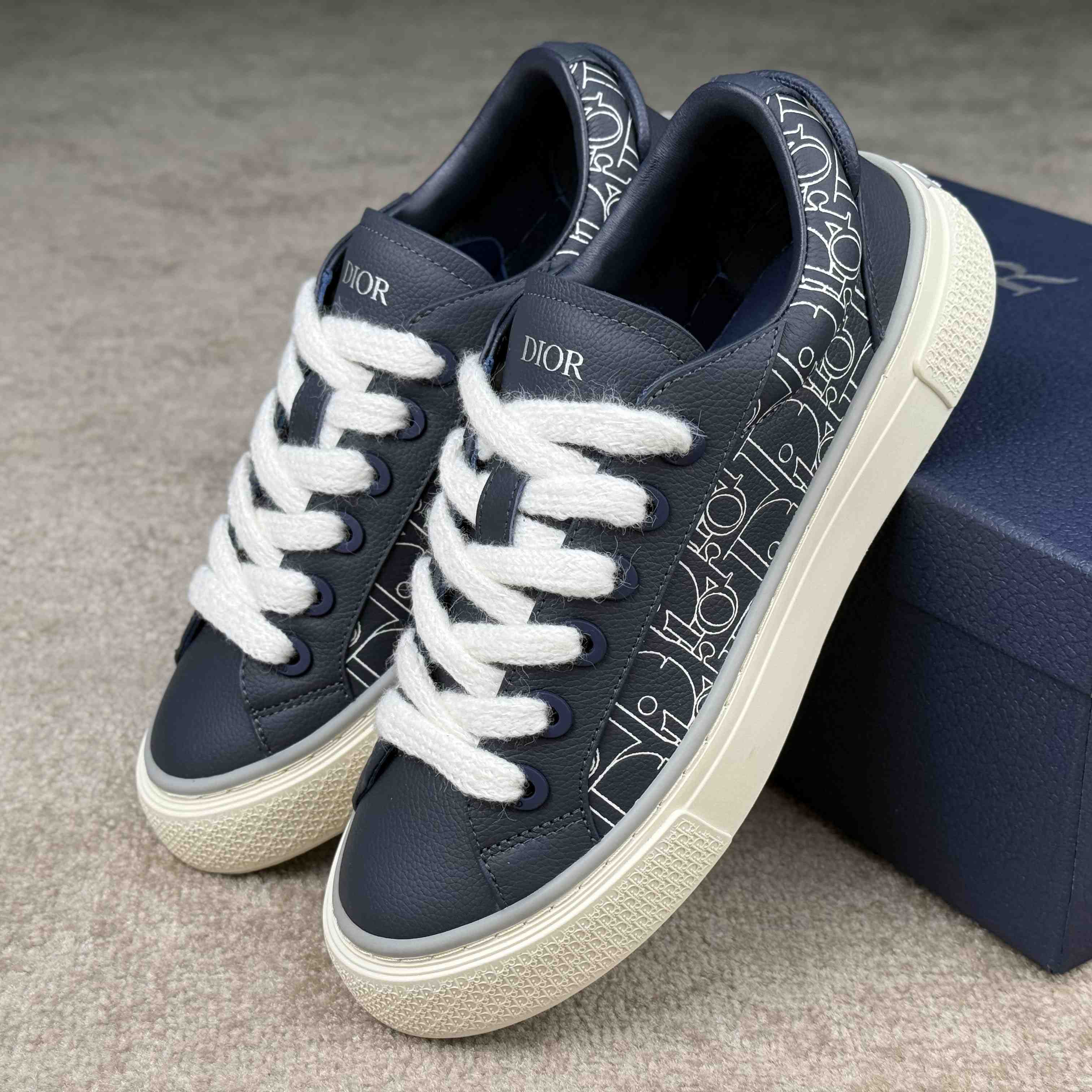 Dior B33 Spin Sneaker  - EUR FASHION