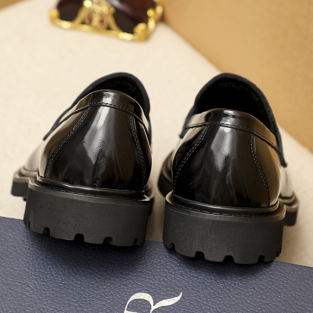Dior Explorer Loafer - EUR FASHION