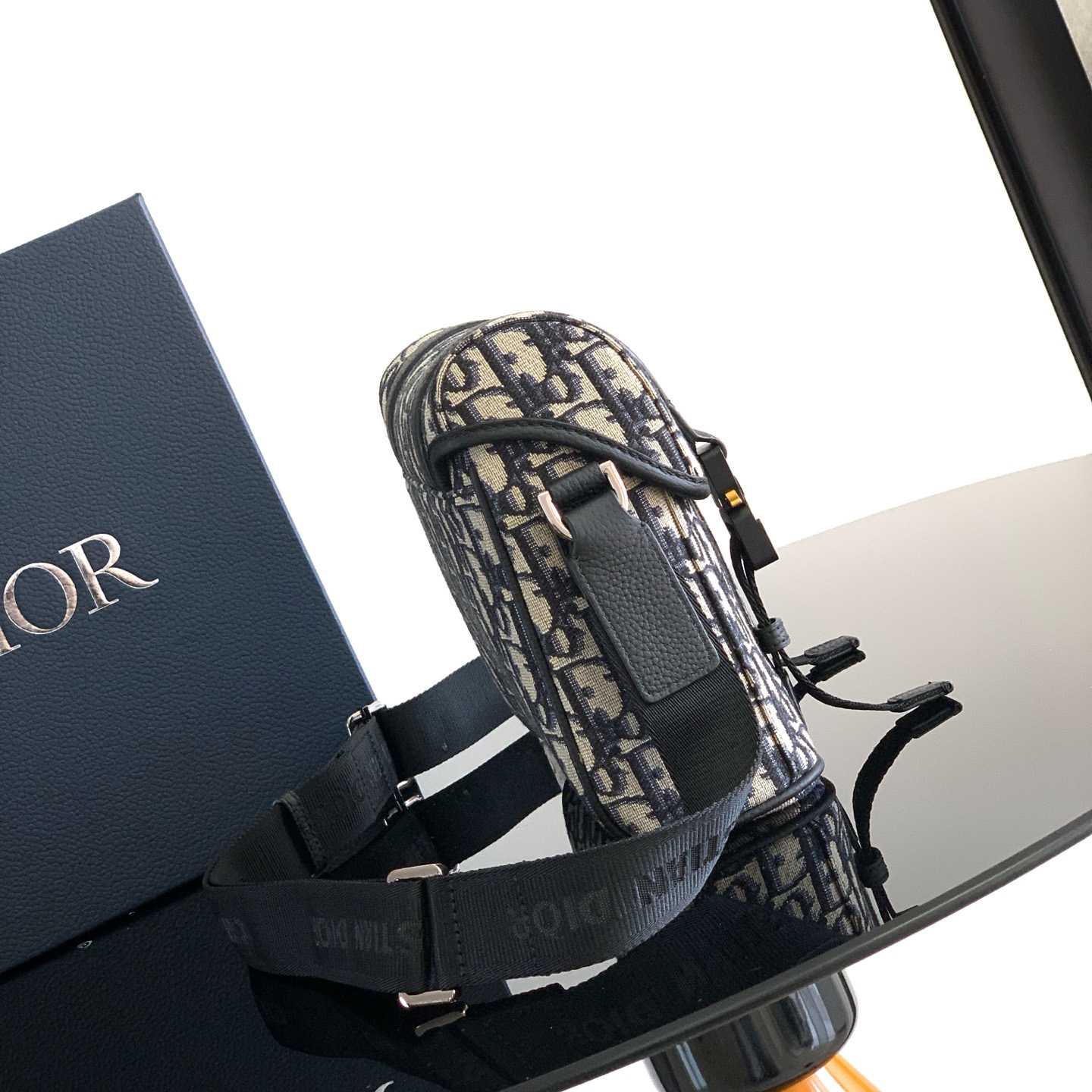 Dior Hit the Road Messenger Bag with Flap  - EUR FASHION