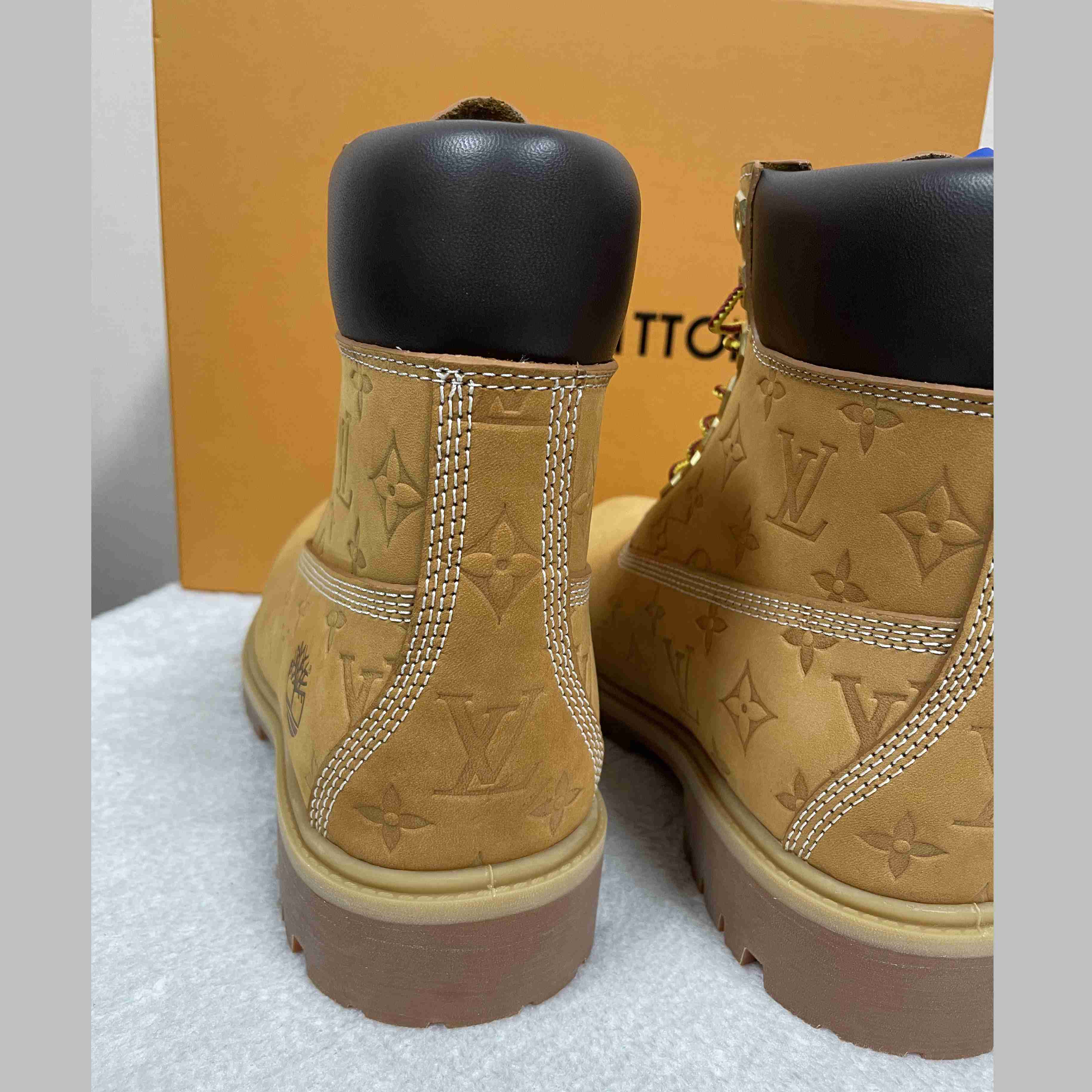 Louis Vuitton Timberland  Ankle Boot - EUR FASHION