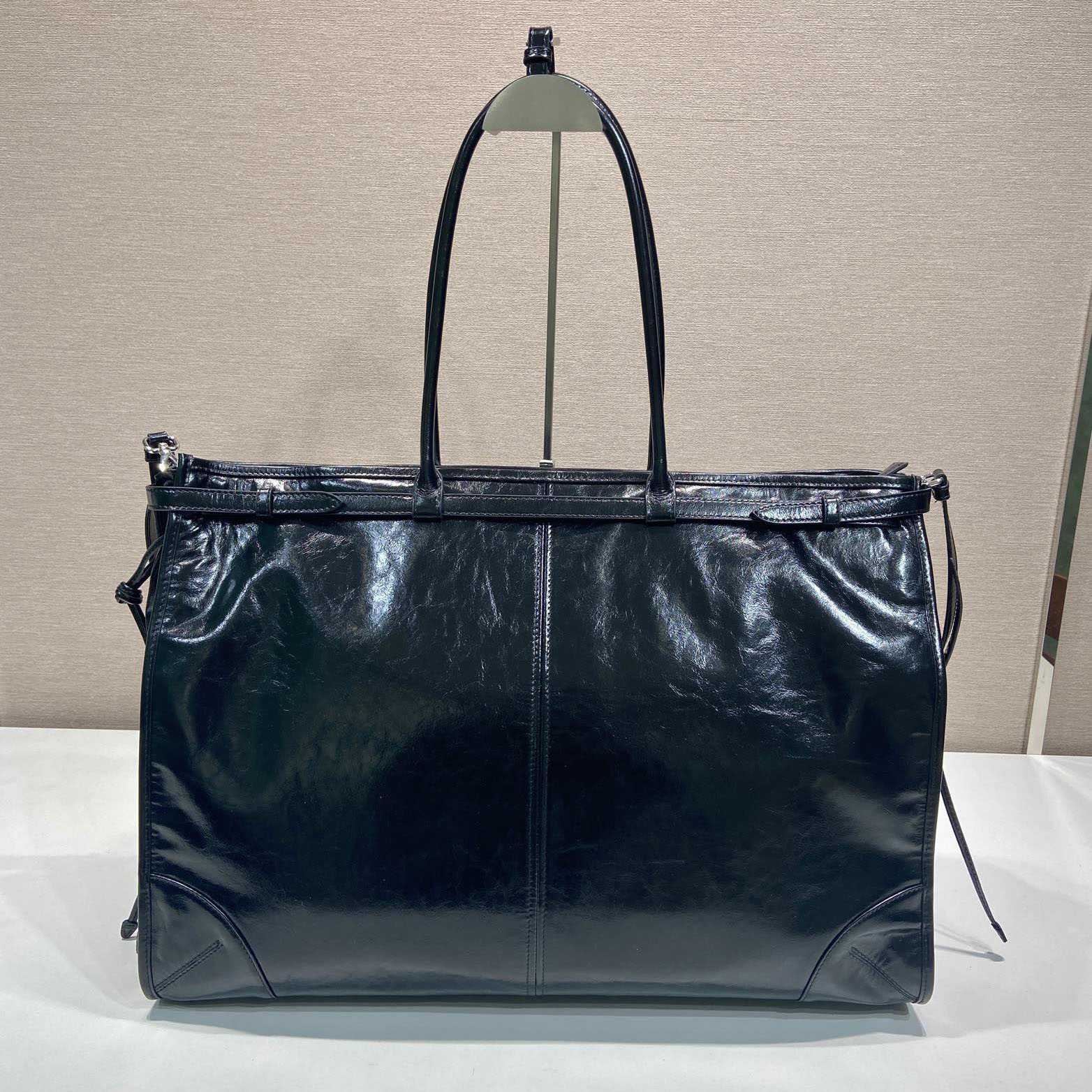 Prada Leather Tote Bag - EUR FASHION