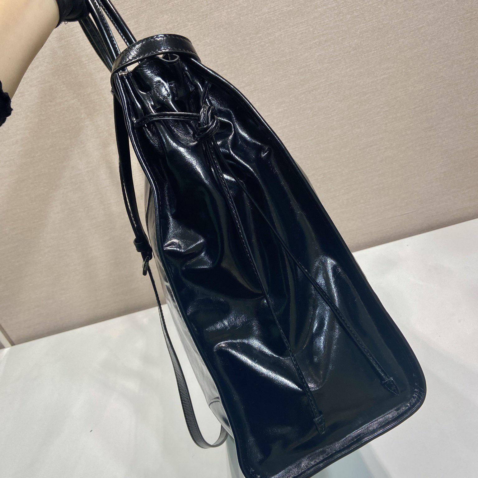 Prada Leather Tote Bag - EUR FASHION