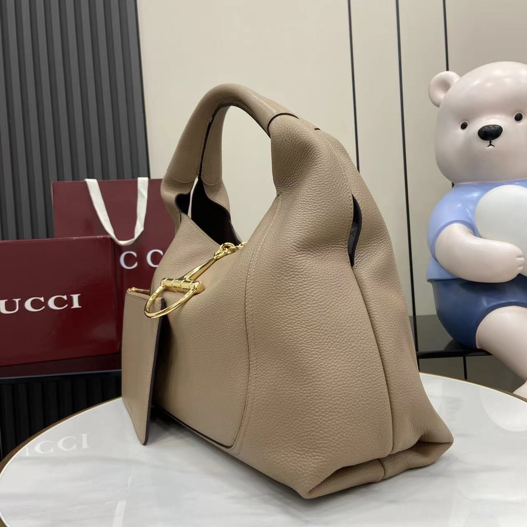 Gucci Softbit Maxi Shoulder Bag - EUR FASHION