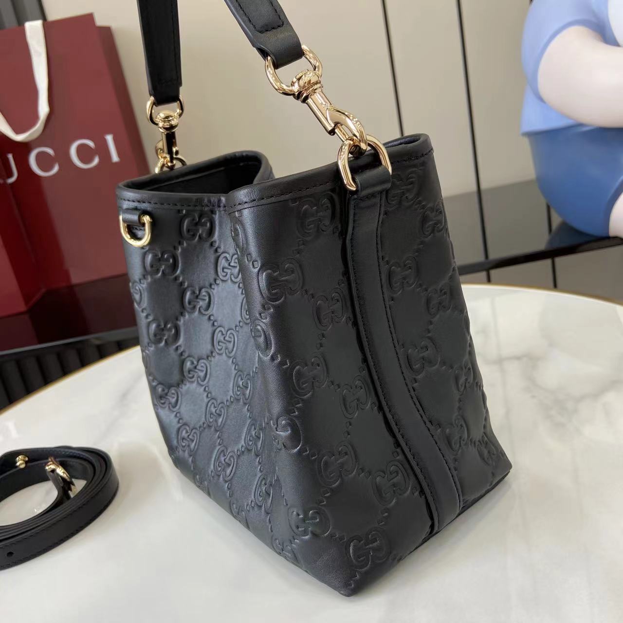 Gucci GG Emblem Small Bucket Bag  - EUR FASHION