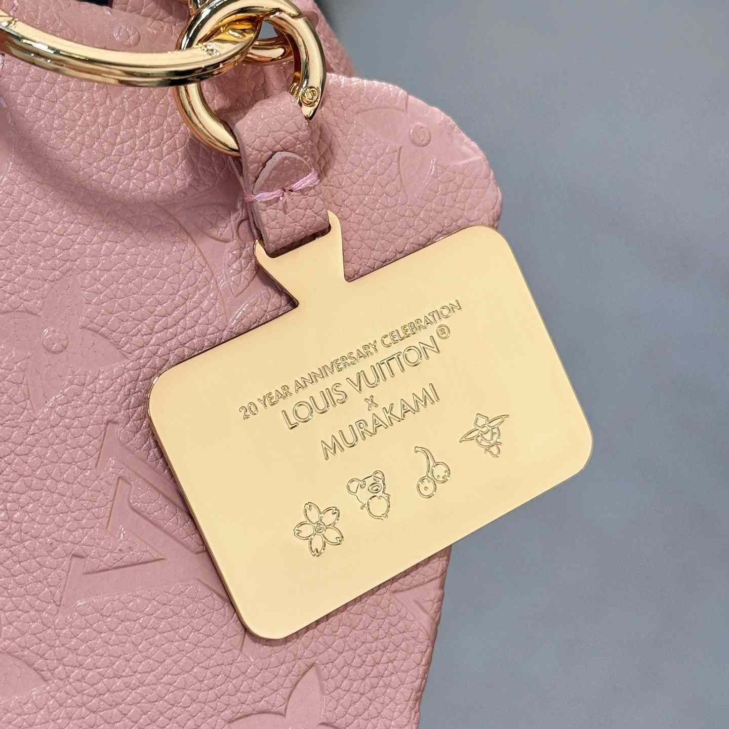 Louis Vuitton Monogram Phone Holder   - EUR FASHION