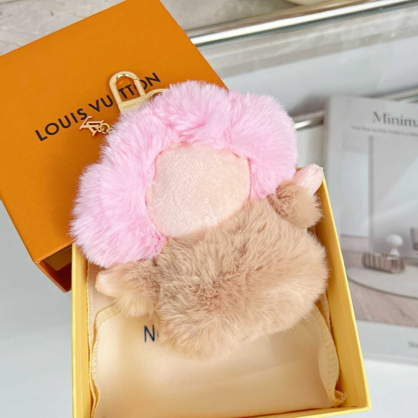 Louis Vuitton Vivienne Fashionista Bag Charm - EUR FASHION
