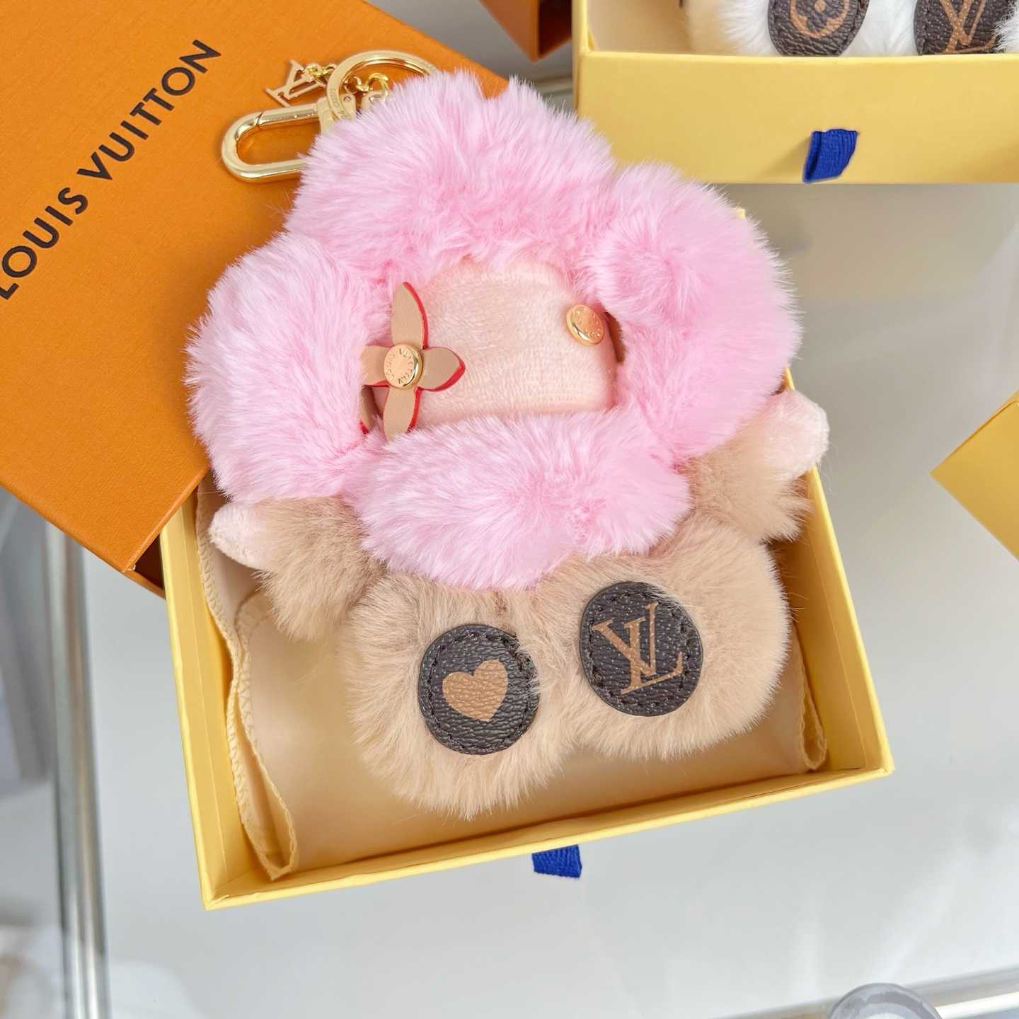 Louis Vuitton Vivienne Fashionista Bag Charm - EUR FASHION