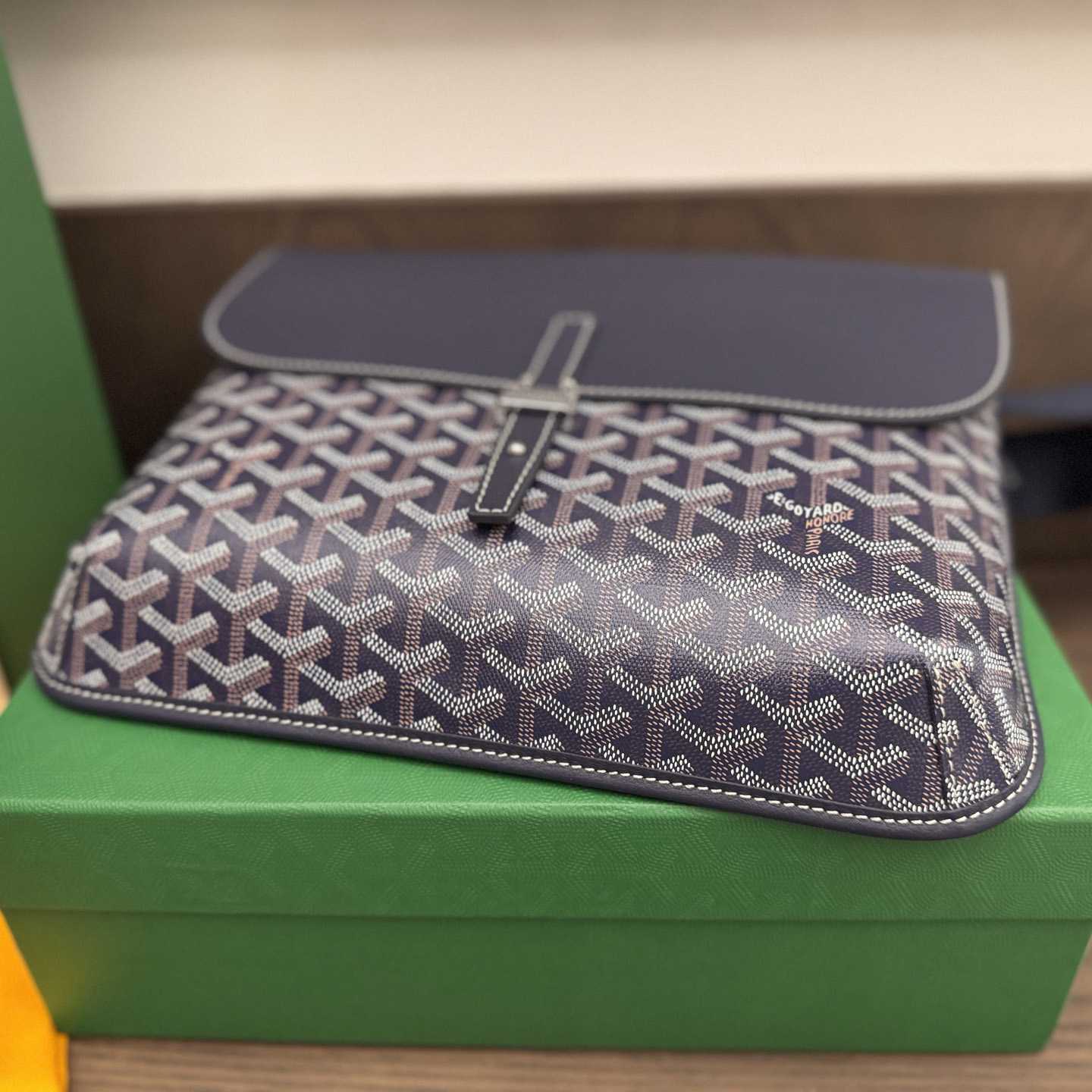 Goyard Coursier Messenger Bag - EUR FASHION