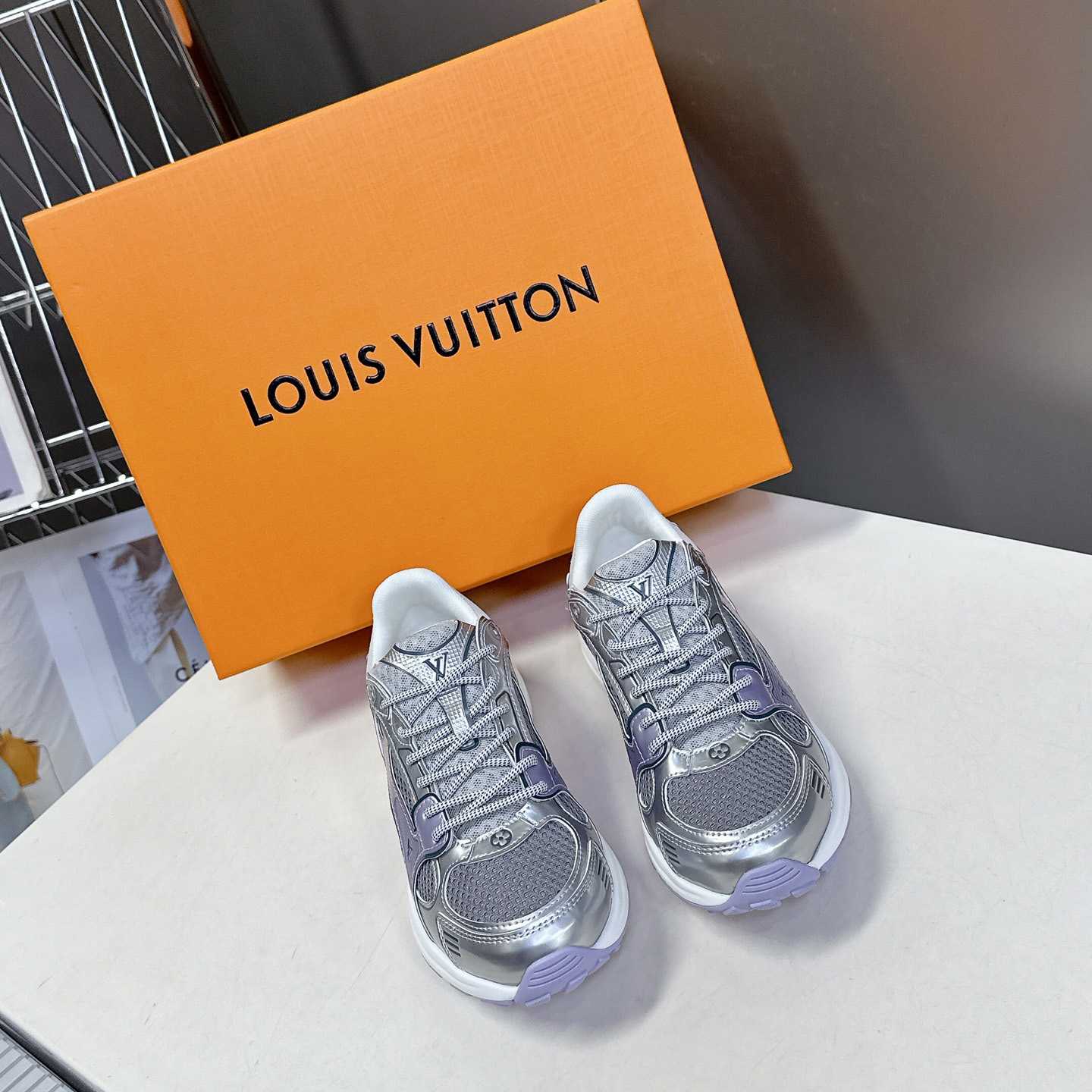 Louis Vuitton LV Olympia Sneaker   1AHOM6 - EUR FASHION