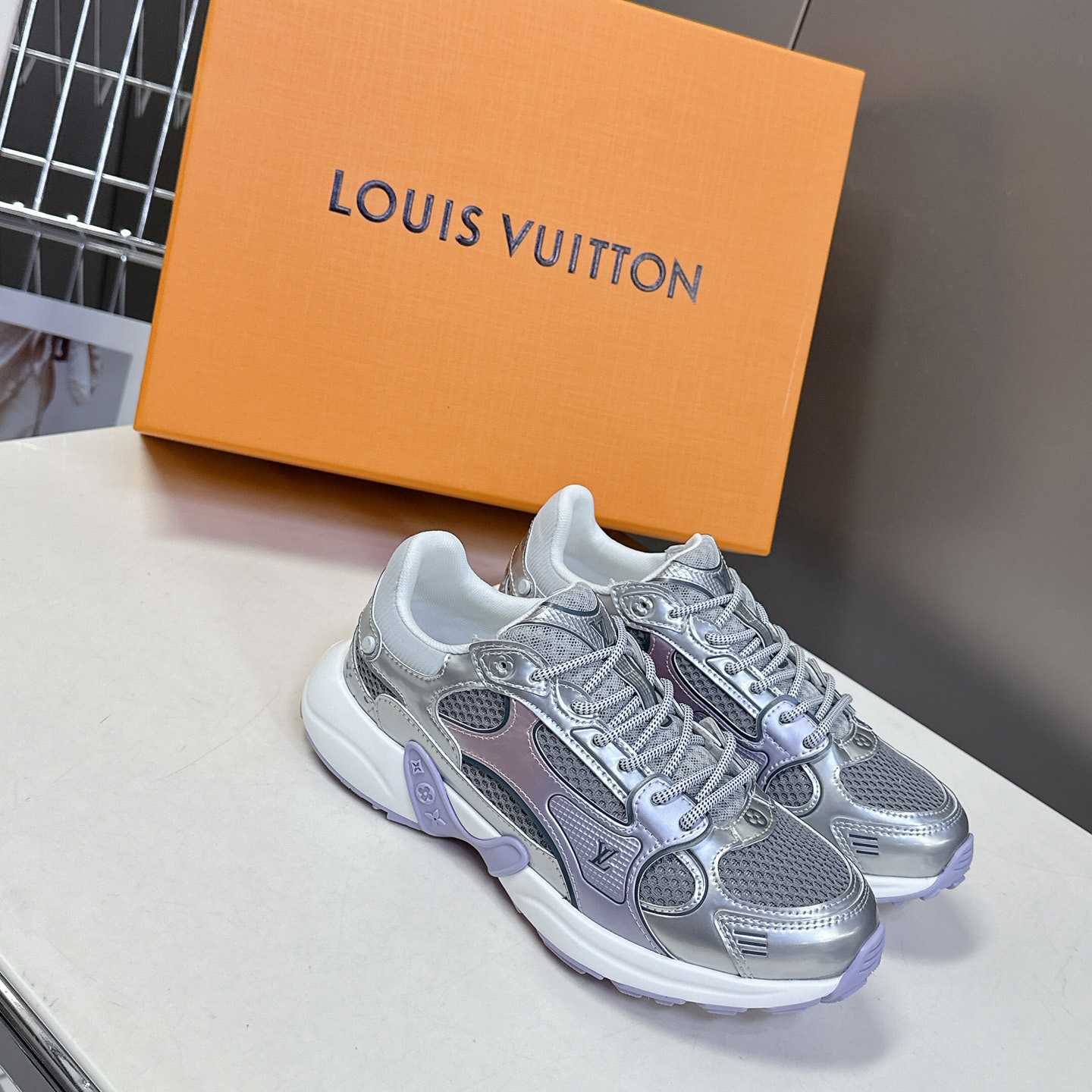 Louis Vuitton LV Olympia Sneaker   1AHOM6 - EUR FASHION