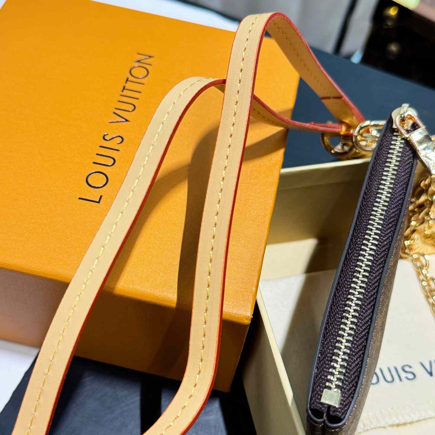 Louis Vuitton Monogram Phone Holder   - EUR FASHION