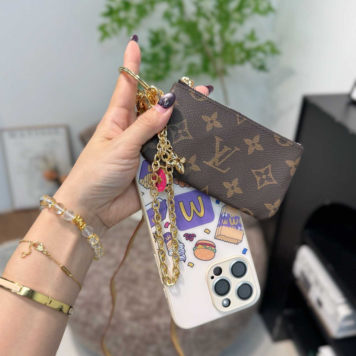 Louis Vuitton Monogram Phone Holder   - EUR FASHION