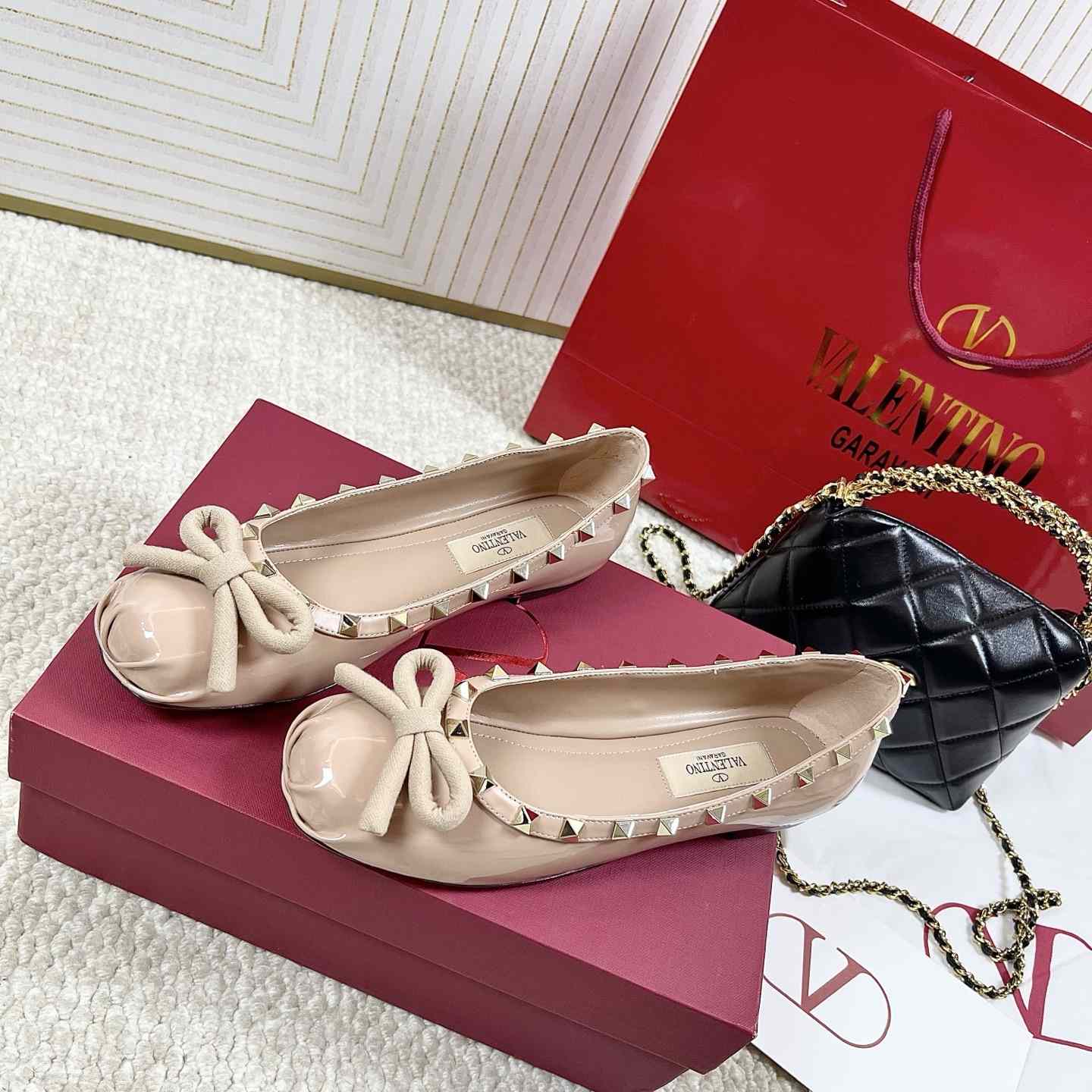 Valenti Rockstud Patent Leather Ballerina - EUR FASHION